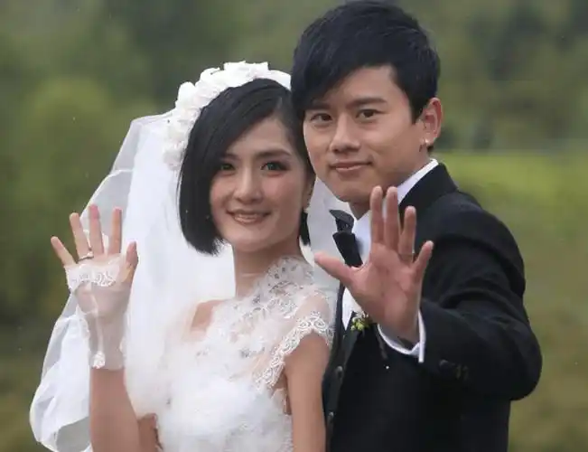 曝已婚顶流男歌手出轨,小3怀孕阿根廷生女,张杰薛之谦等人躺枪_孩子