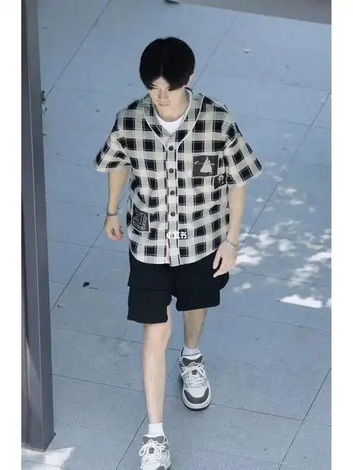 任嘉伦同款迅速拿下