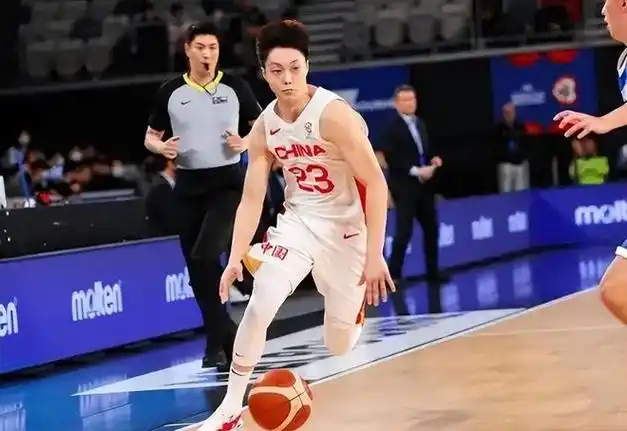 中国男篮后卫有实力打nba,他像哈登一样难防|杜锋|方硕|胡明轩|中国