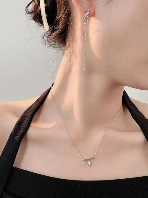 这条项链也太会啦把星座戴在脖子上