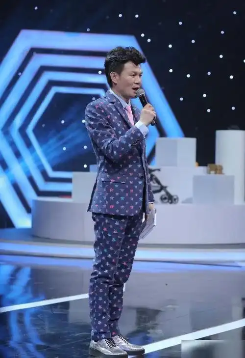郭德纲卖五器台词_内地综艺节目男主持李彬_郭德纲卖估衣