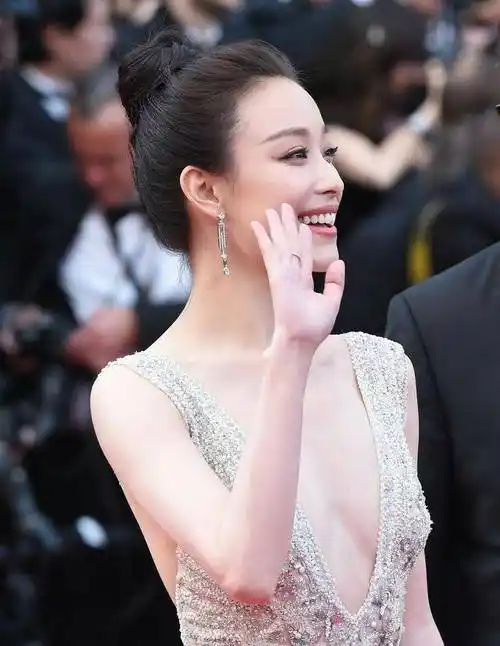 倪妮33岁生日晒美照,出道即巅峰的她为何越混越惨_电影_金陵_电视剧