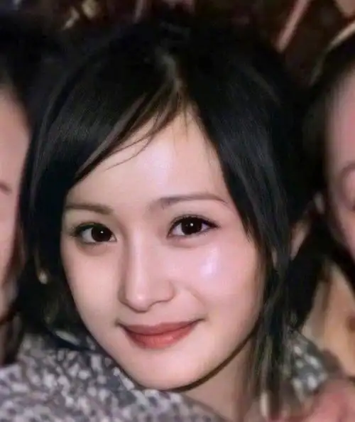 杨幂学生时代没谈过恋爱看到她大学旧照网友这谁敢追