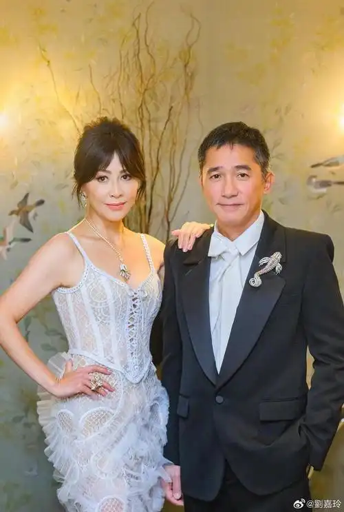 新晋"三金"影帝梁朝伟,人生中的她,她和她|影后|张曼玉|刘嘉玲|王家卫