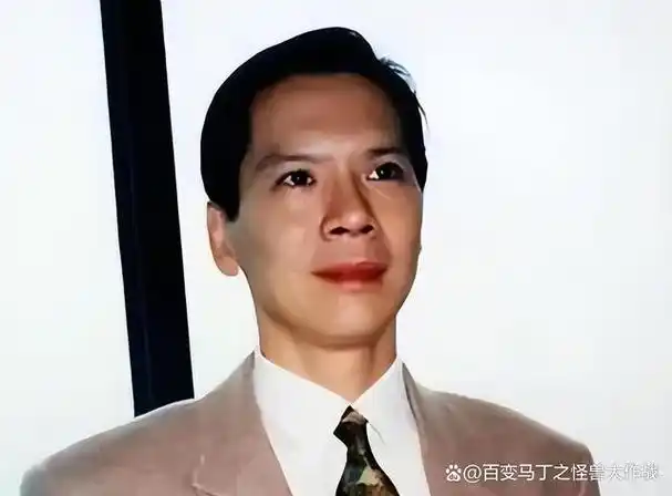 向华强牵头,关之琳大金镯抢眼!吕良伟妻子成焦点