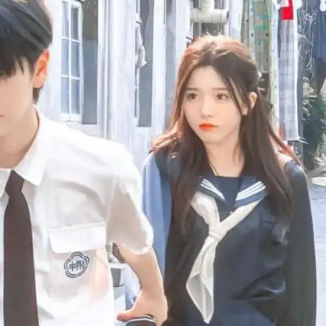 霸气情侣头像2022最新版一男一女牵我手吧我会跟你走