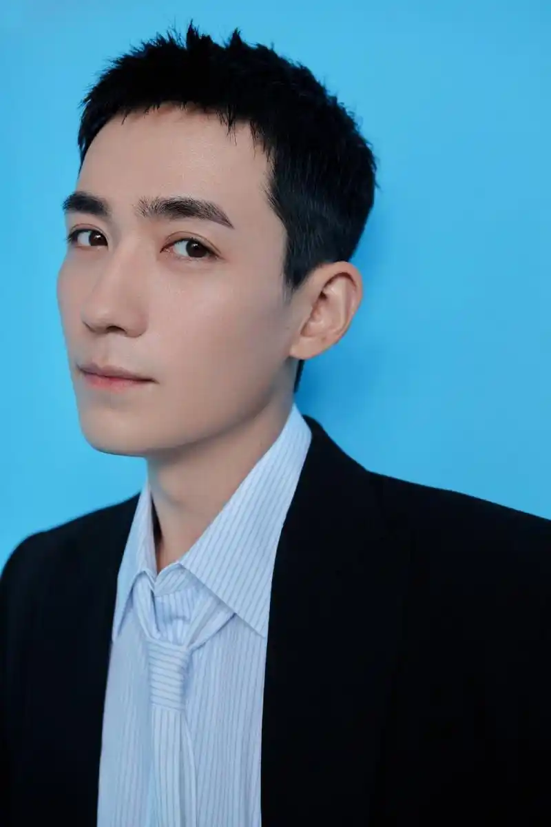 朱一龙写真壁纸