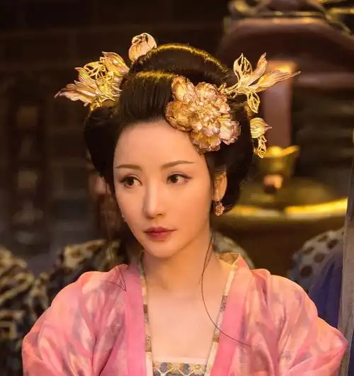 柳岩不一样了!(深度好文)