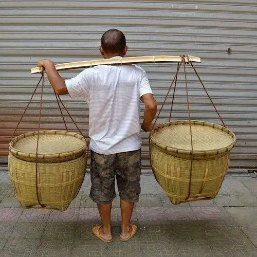 ▼篓筐,扁担——载物 挑运