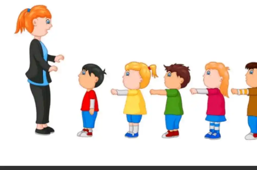 开学了,排队上学,排队进入教室,排队放学