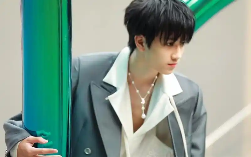 活动作品敖子逸x这眼神太鲨了