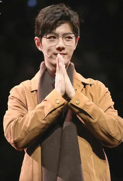 官宣五号病人人选,果然不再是肖战,这一次黑子又开始了|张翰|胡歌