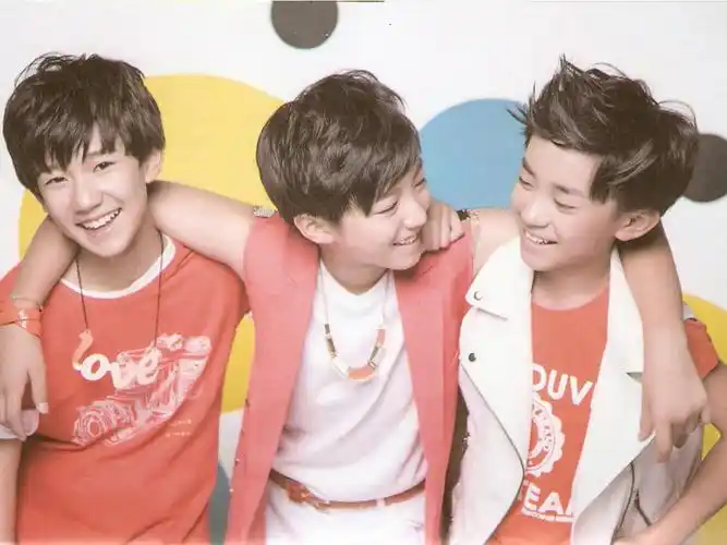 tfboys:阿姨爱我,同学也爱我