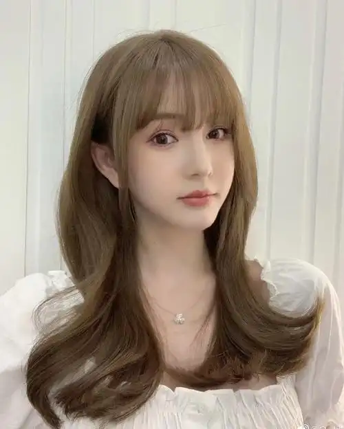 冷令棕色适合什么样的肤色#冷棕是什么颜色##气 质发色#冷棕色是棕色