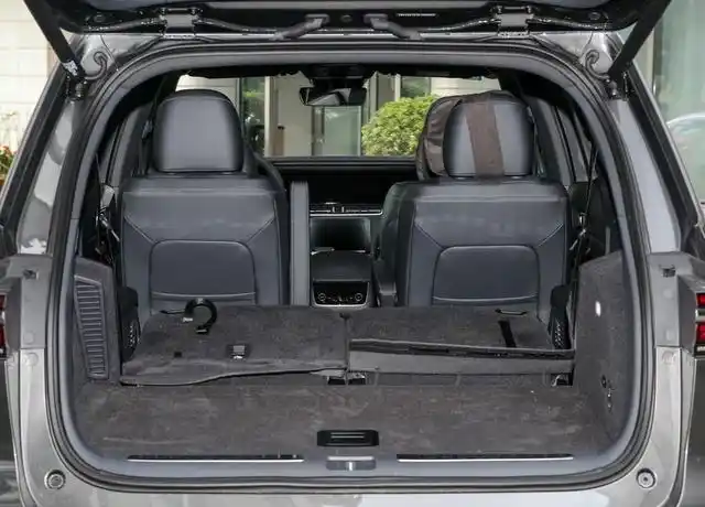 高续航大空间卖得还划算,理想one是理想的"奶爸车"吗?