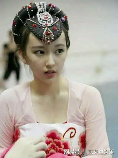 美少女程潇未出道前照片与现在大不一样原来潇潇以前这么瘦