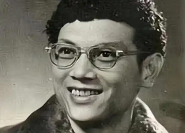 1980年彭加木神秘失踪26年后科学家在事发地20km发现一具干尸