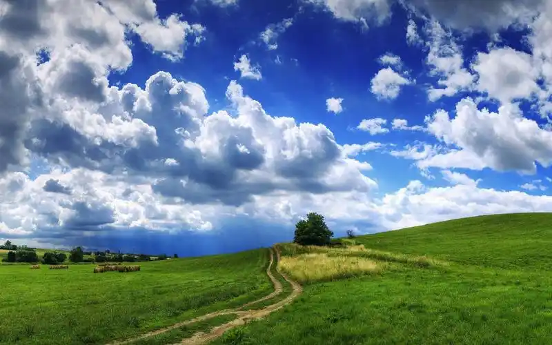 清新美好蓝天白云