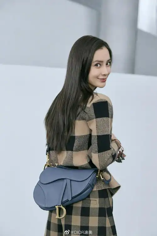 迪奥品牌大使杨颖#@angelababy精彩诠释dior迪奥二零二零早秋成衣
