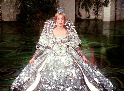 为什么法国美人的气质面容让我们如此有共鸣