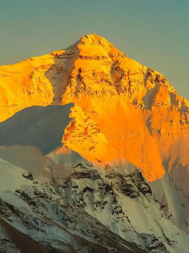 一组好看日照金山(原图) 一组好看的无水印日照金山壁纸,点赞给你们呀