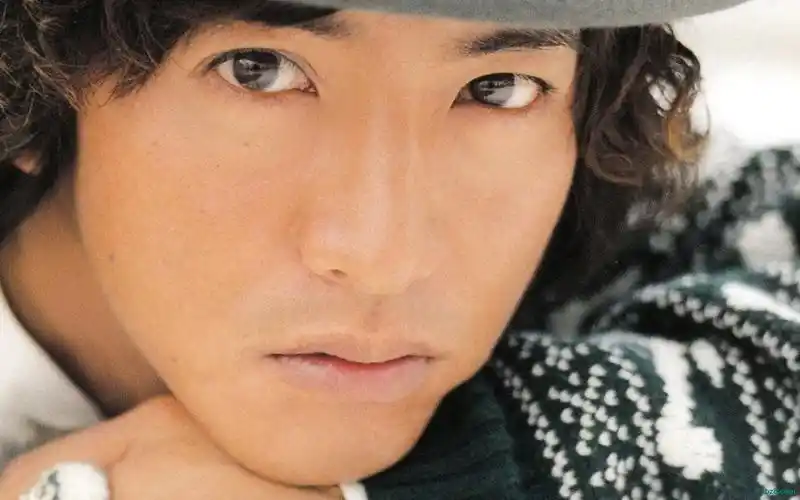 木村拓哉是如何做到那么火的?并且能火那么久?