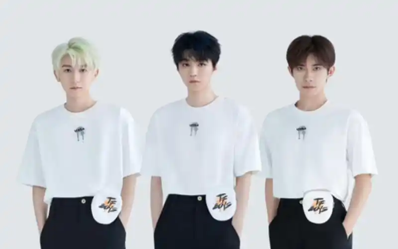 啊啊啊太激动了tfboys十年之约演唱会官宣