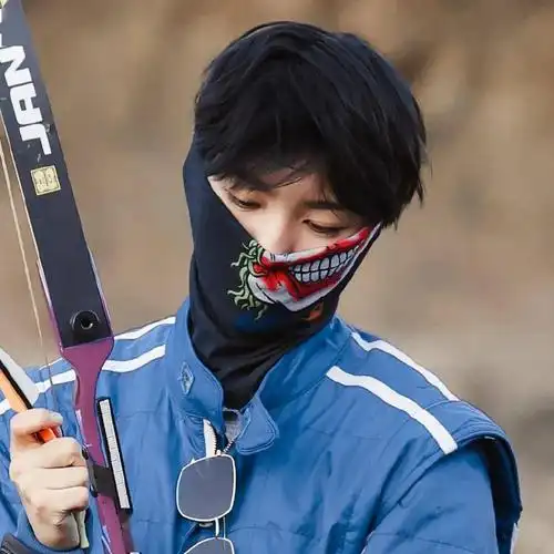 王俊凯令人胎动的头像,小螃蟹们快疯狂保存!