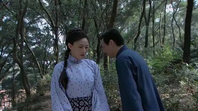 2,对爷芳心暗许是一句古话,意思是暗暗地把一份心意藏在心里,不表达