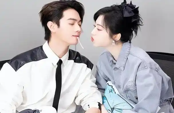 《乐游原》许凯景甜cp感十足俊男美女撒糖为剧炒作热恋?