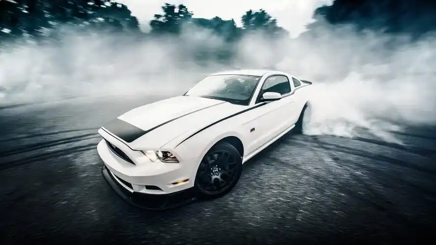 福特野马跑车 壁纸 - 2560x1440