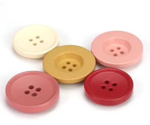 2021新款创衿树脂扣子圆形四眼彩色纽扣衣服百搭毛衣风衣西装大衣实色