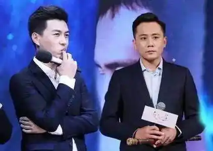 其实大家都知道娱乐圈的三巨头是靳东,雷佳音与刘烨,不过今天我没不