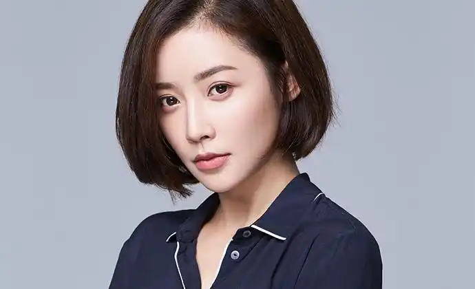 瑛子个人资料起底 直播卖丑十分接地气神秘老公疑曝光