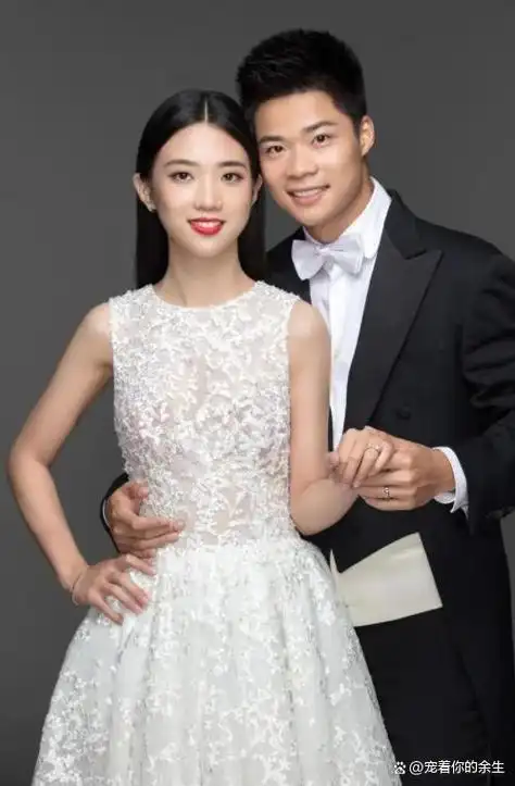 苏炳添妻子遭受网络暴力,二胎生育辛苦,身材遭受评判.