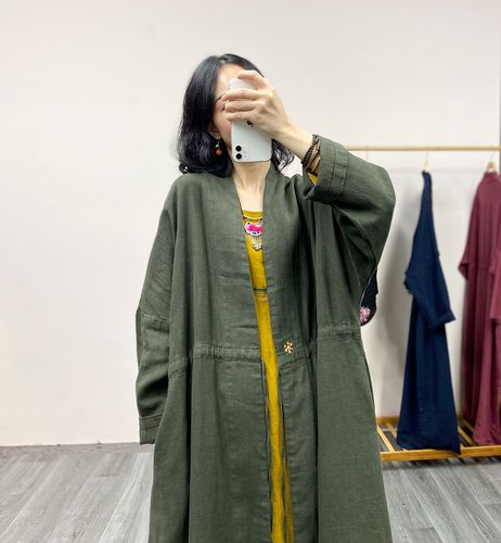 束心出品秋冬新款复古老粗布亚麻加厚收腰抽绳长款加厚风衣外套女
