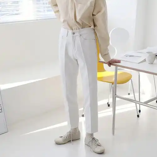 男士白色牛仔裤这条裤子也太百搭了