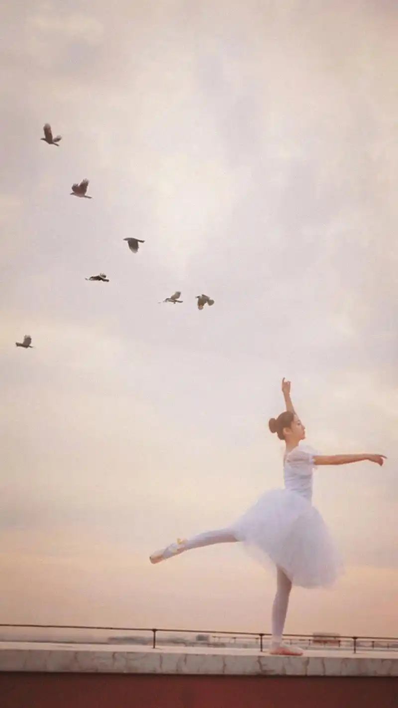 唯美动人舞蹈美女手机壁纸