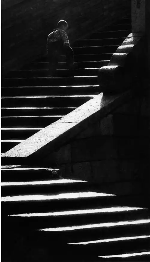 【耕光耘影】简约风格黑白照 - 美篇