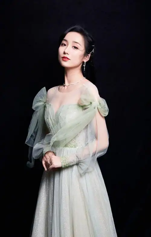 吕一唯美唯美仙气写真图片45