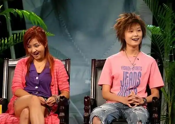 5位超女现状:李宇春身患重病,何洁卑微求上浪姐,张靓颖被骗6亿