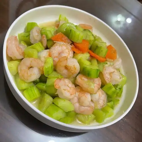 circle_1020做的高颜值营养美味的黄瓜炒虾仁