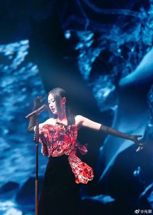 陈粒新专辑防沉迷##陈粒洄游全国巡回演唱会