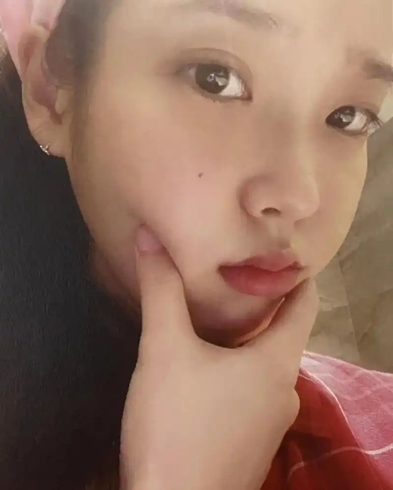 iu素颜也很美很真实#与素颜和解 #与自己和解 #关闭烦恼  - 抖音