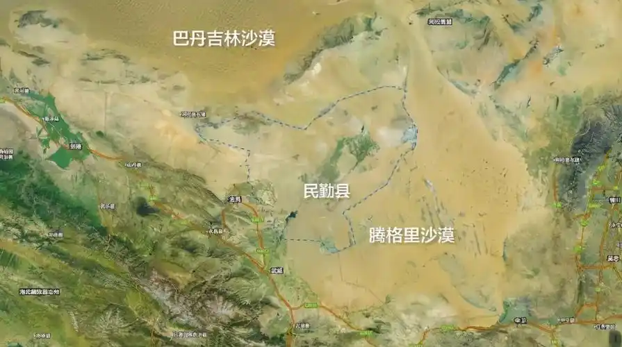 位于中国沙尘暴四大策源地之一,是腾格里沙漠和巴丹吉林沙漠之间的