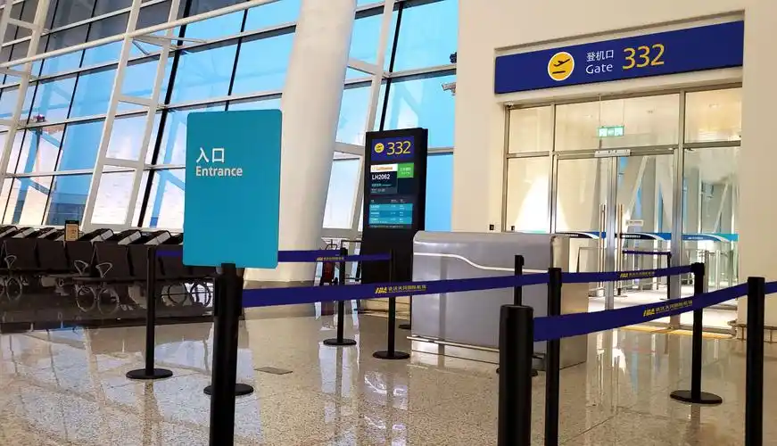 武汉天河国际机场登机口视觉设计