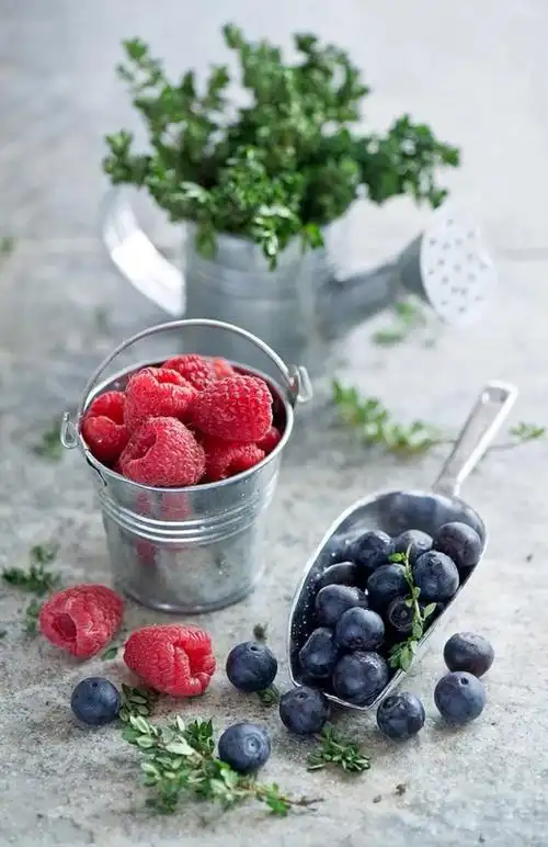 覆盆子 蓝莓 水果 - 堆糖,美图壁纸兴趣社区