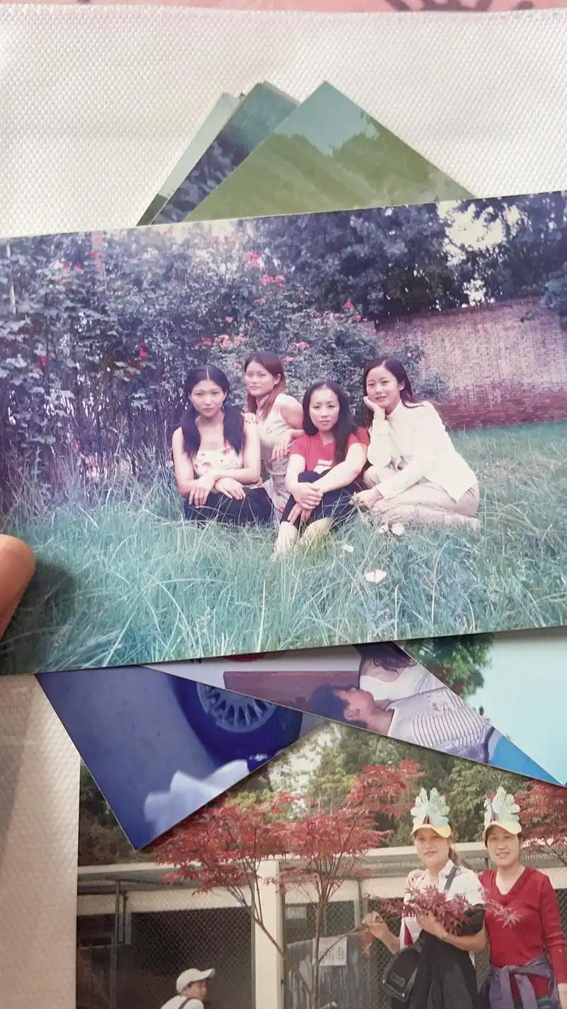 找张年轻时的照片配上炙热的歌 二十岁青春#那是我们再也回不 - 抖音