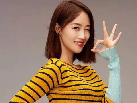 蓝盈莹的波波头有多美巧克力色直短发造型减龄又显白超好看