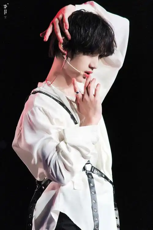 丁程鑫 - 堆糖,美图壁纸兴趣社区